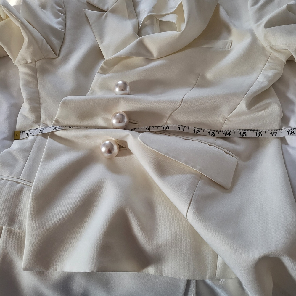 KIMHÉKIM Venus Blazer Size 38 Assymetric Ivory Off White - Picture 9 of 16